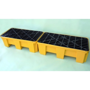 Budget Polyethylene Sump Pallet for 2 Drums locked