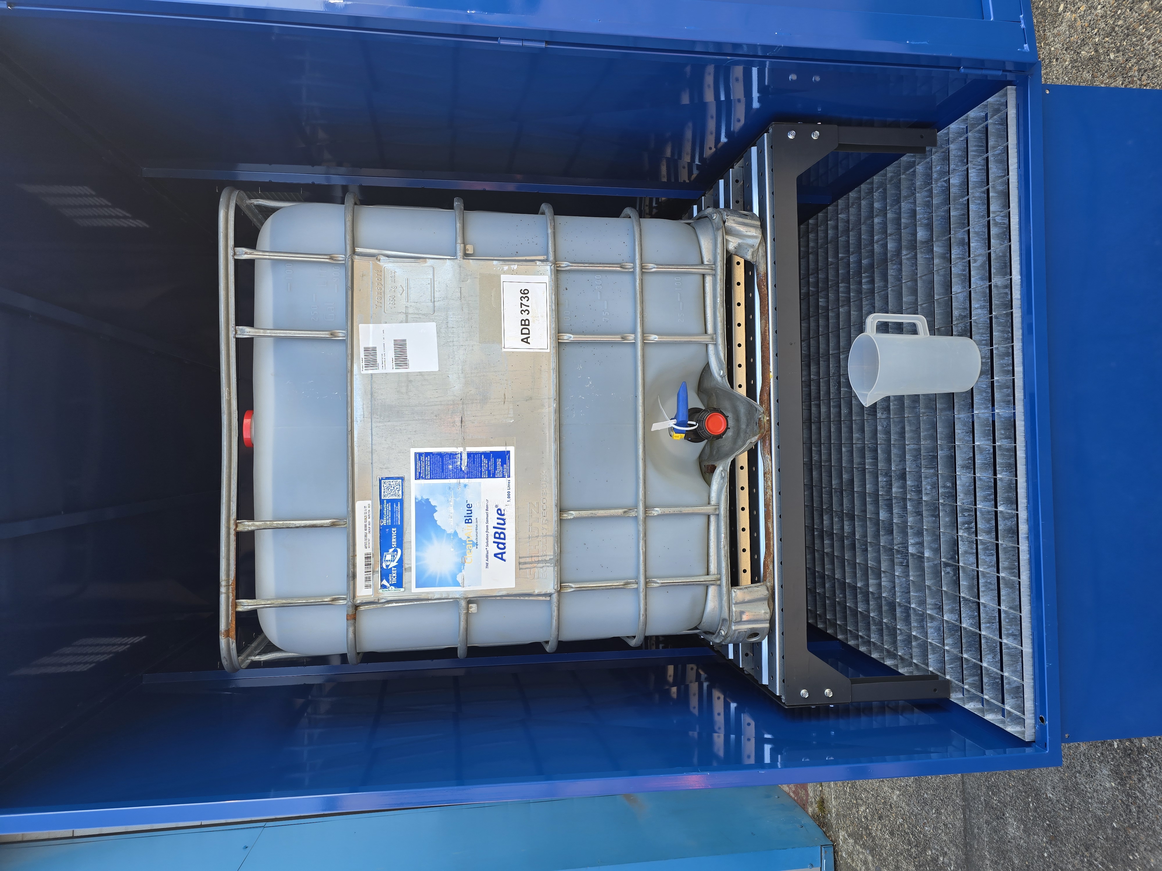 IBC Cabinet Showing Tilted Supports And IBC