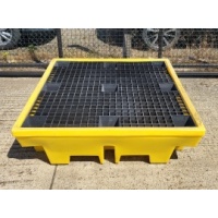 Used Polyethylene Sump Pallet For 4 Drums