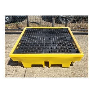 Used Polyethylene Sump Pallet For 4 Drums