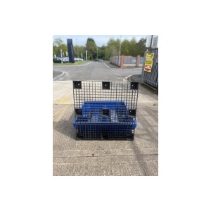 Blue Sump Pallet With Black Mesh