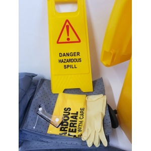 Universal and Oil Spill Kit - 120 litre with sign for spill hazard