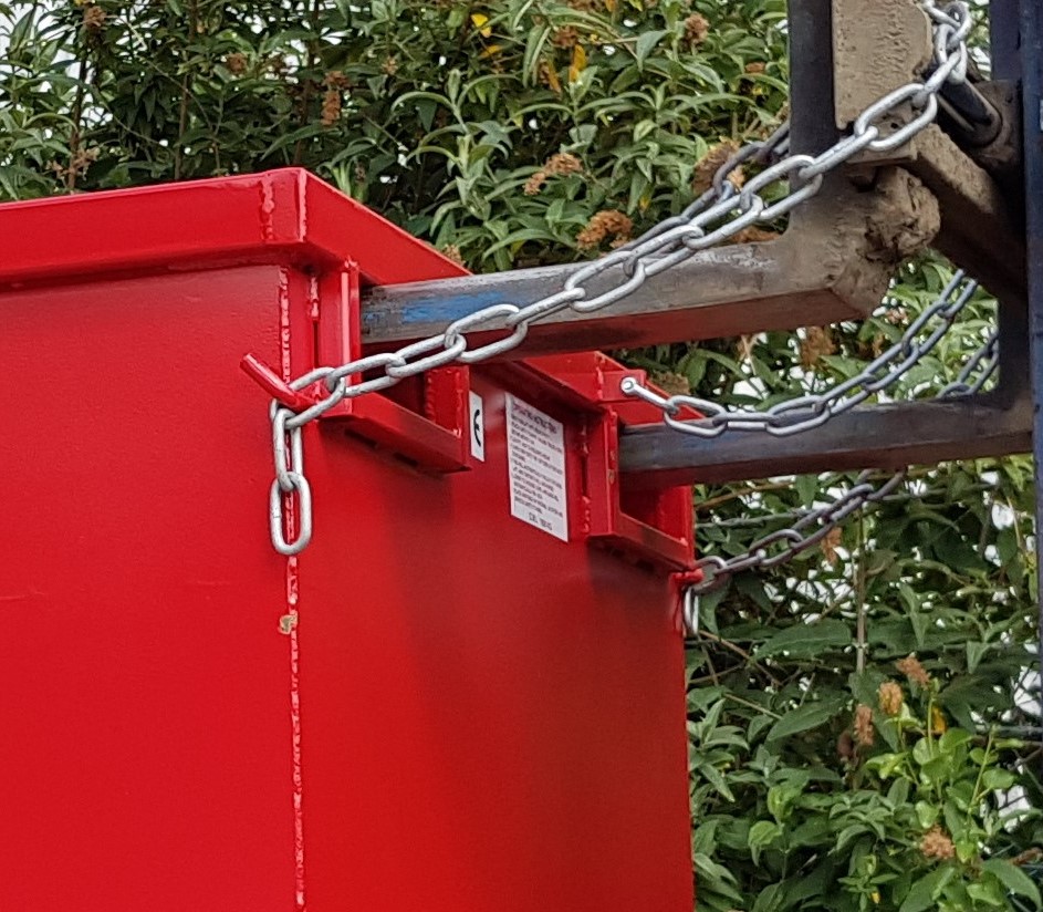 Drop bottom skip safety chains